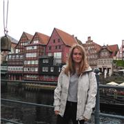 Doy clases de diferentes materias a estudiantes de primaria y la ESO